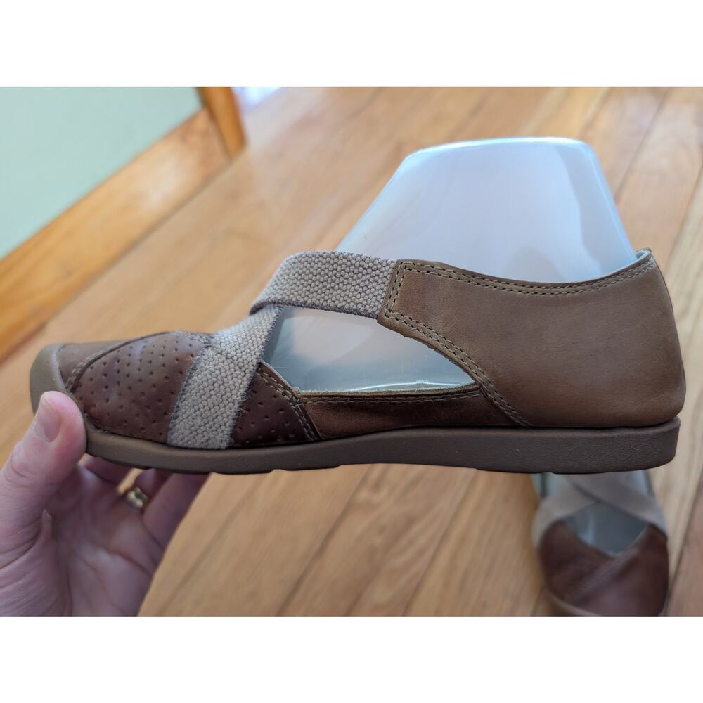 Keen Womens Brown Leather Mary Jane Flats Strappy Comfort Shoes Size 7.5 - Picture 3 of 8